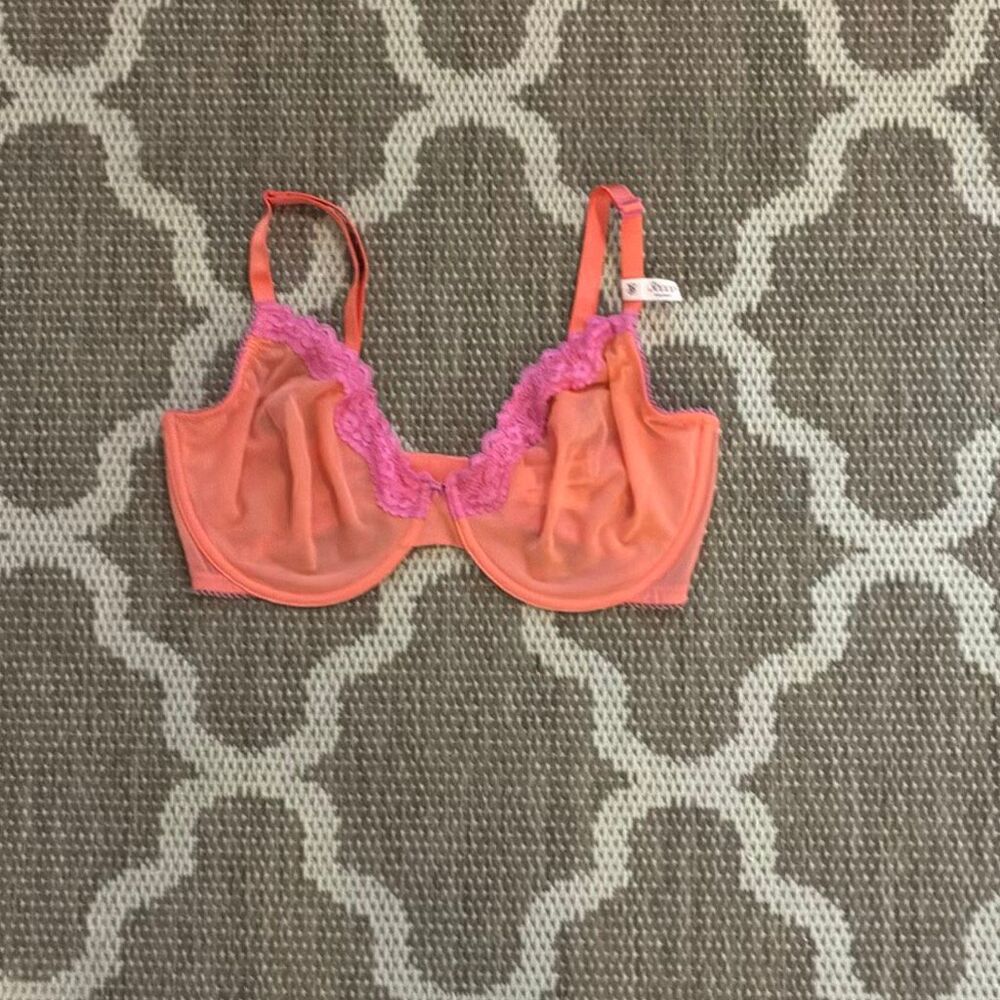 Victoria Secret body by Victoria Unlined Demi bra 36DDD